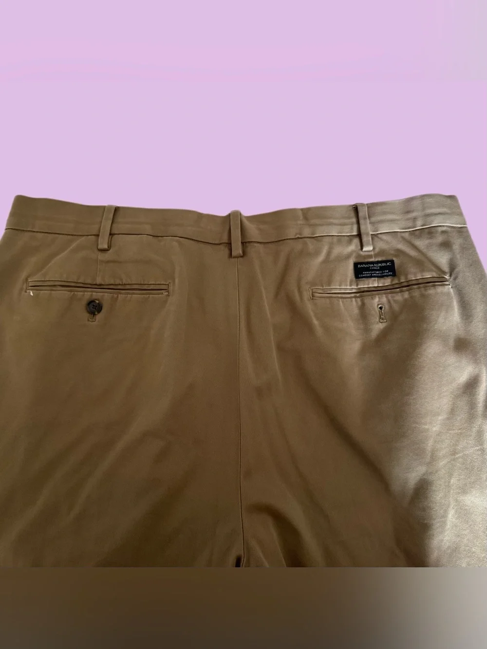 Banana Republic Men's Khaki Chinos in Tan